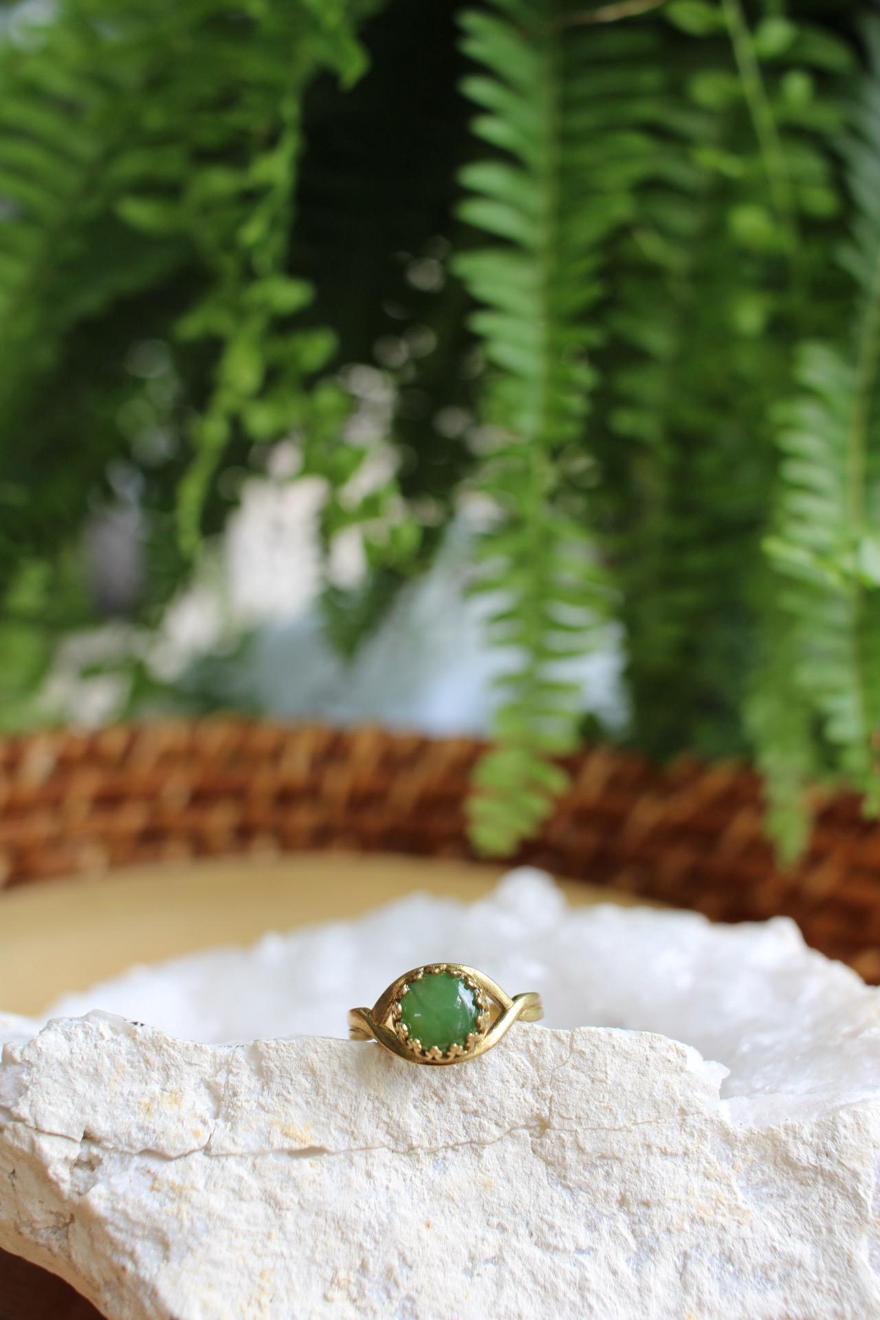 Jade Quartz Adjustable Ring