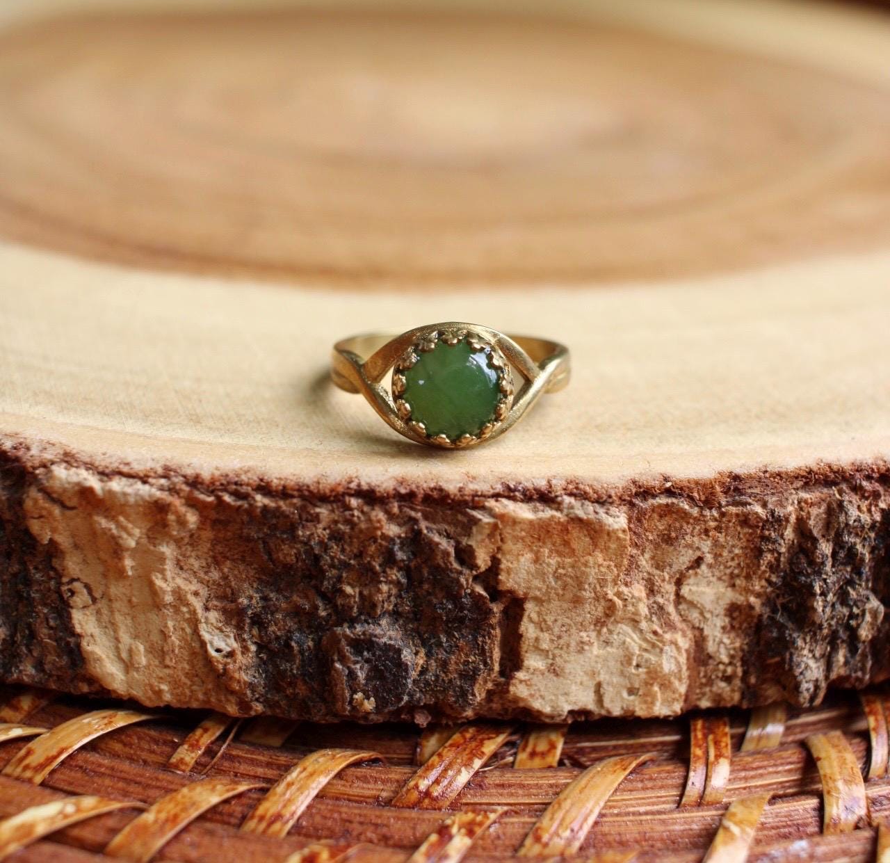 Jade Quartz Adjustable Ring