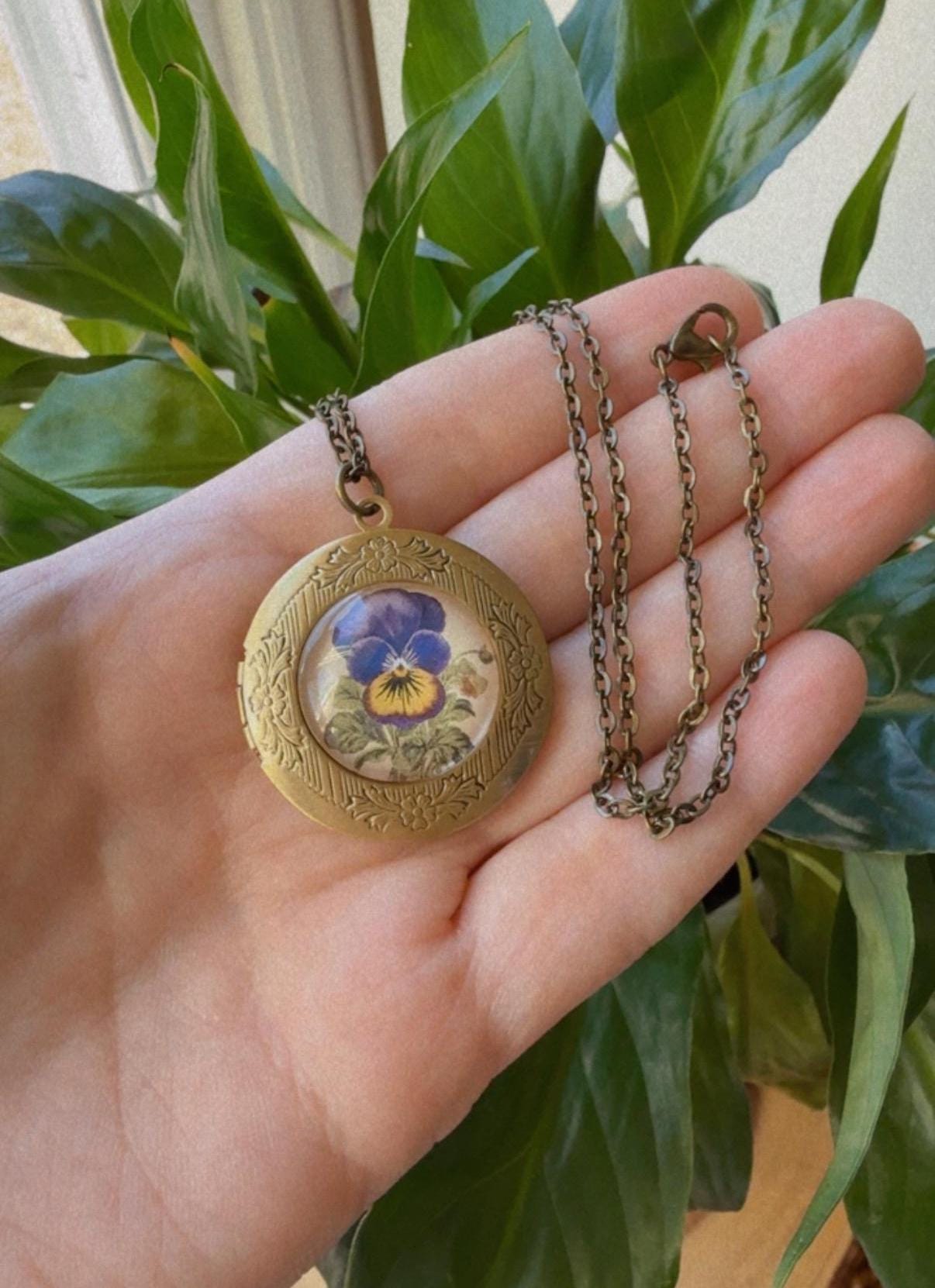 Pansy Locket Photo Necklace