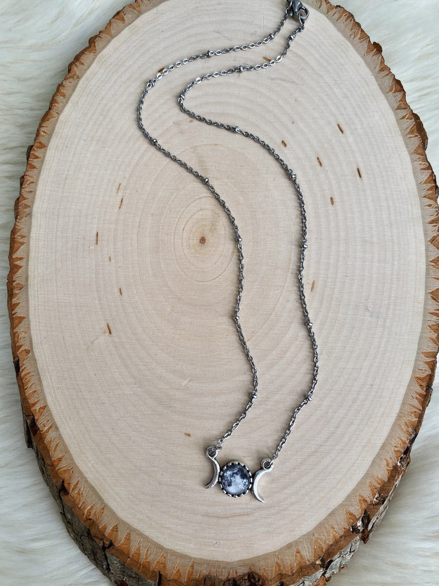 Dainty Triple Moon Necklace