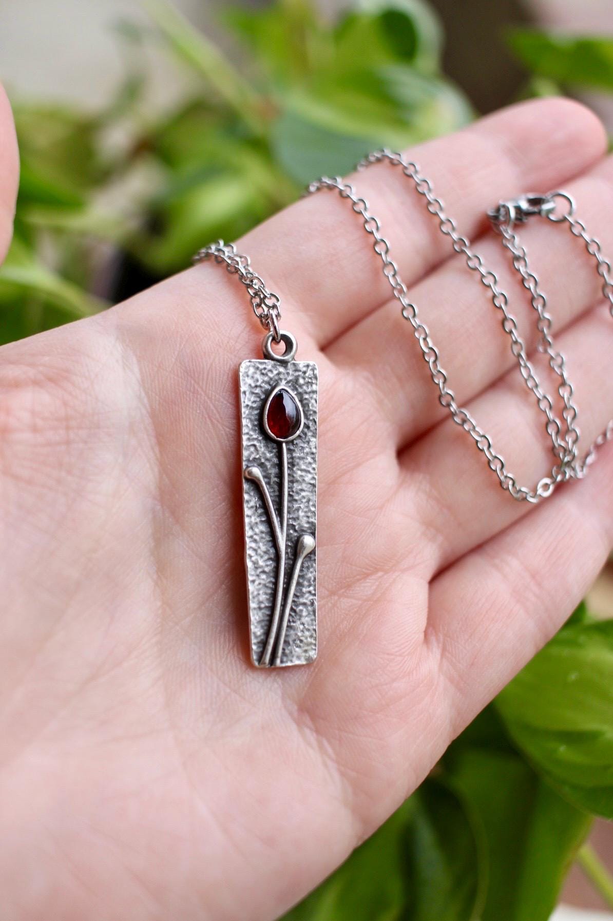 Silver Flower Garnet Necklace
