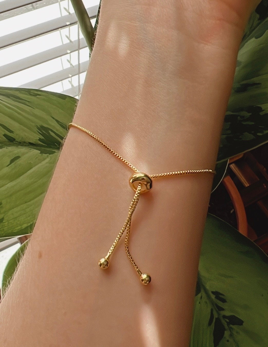 Dainty Gold Emerald  Bracelet